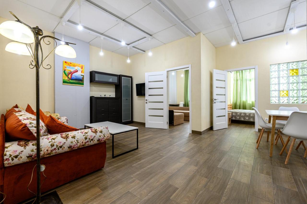 Ferienwohnung Gagarin Plaza 63 Odessa Exterior foto